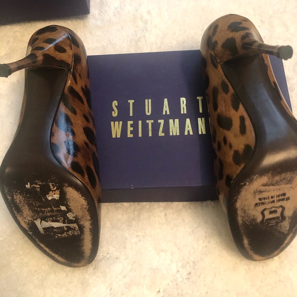 Stuart Weizmann Rolling Jaguar Pump - Picture 2 of 5